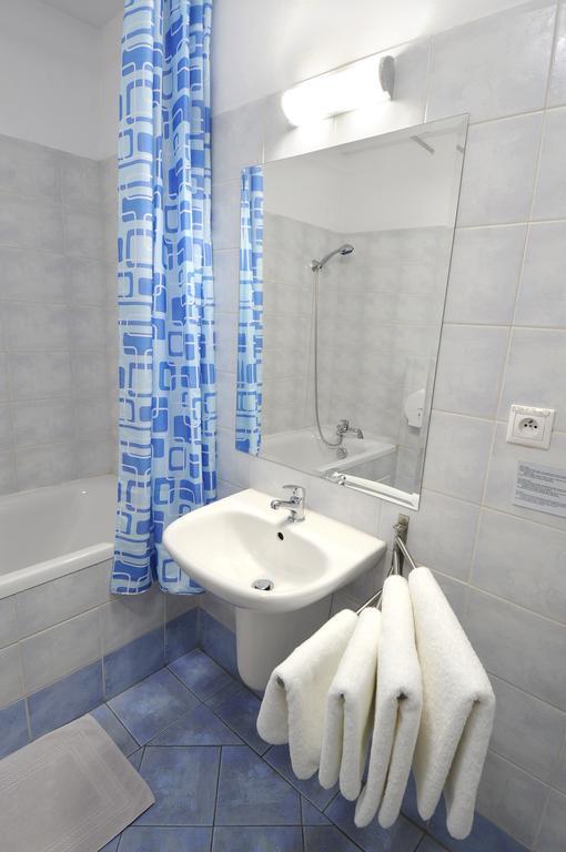 Hotel Victoria Мартін Номер фото