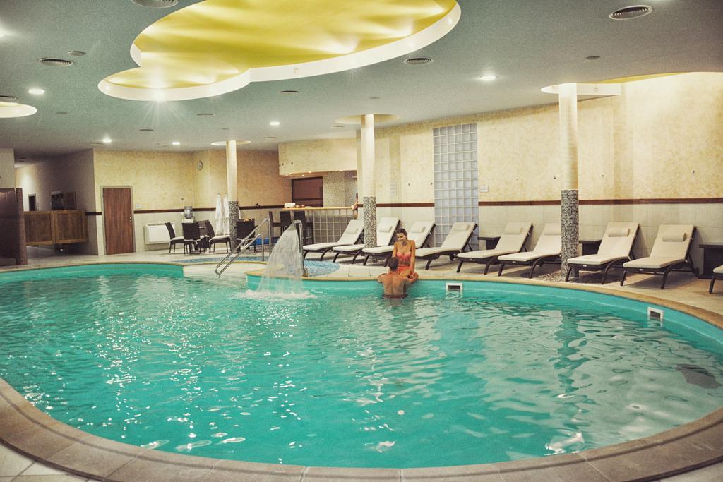 Hotel Victoria Мартін Екстер'єр фото
