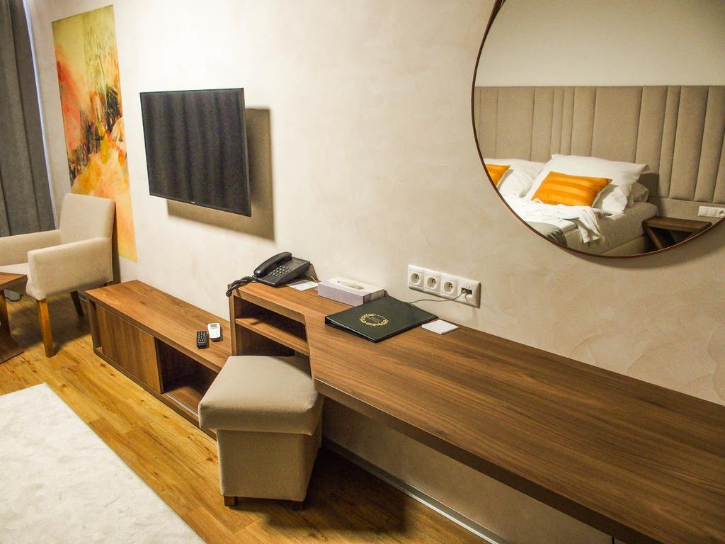 Hotel Victoria Мартін Екстер'єр фото