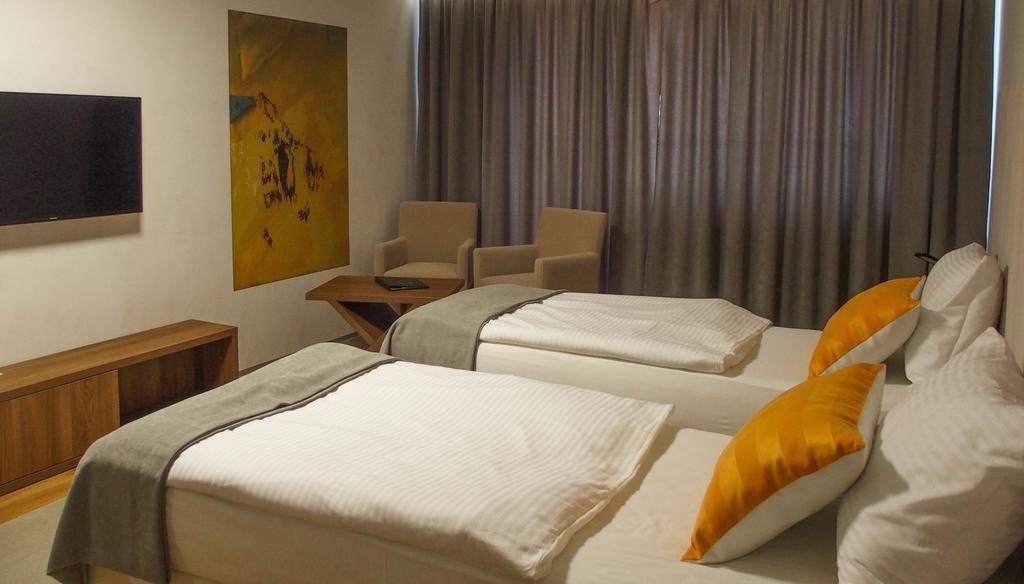Hotel Victoria Мартін Номер фото