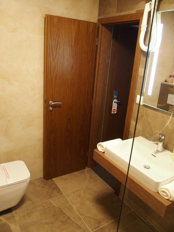 Hotel Victoria Мартін Екстер'єр фото