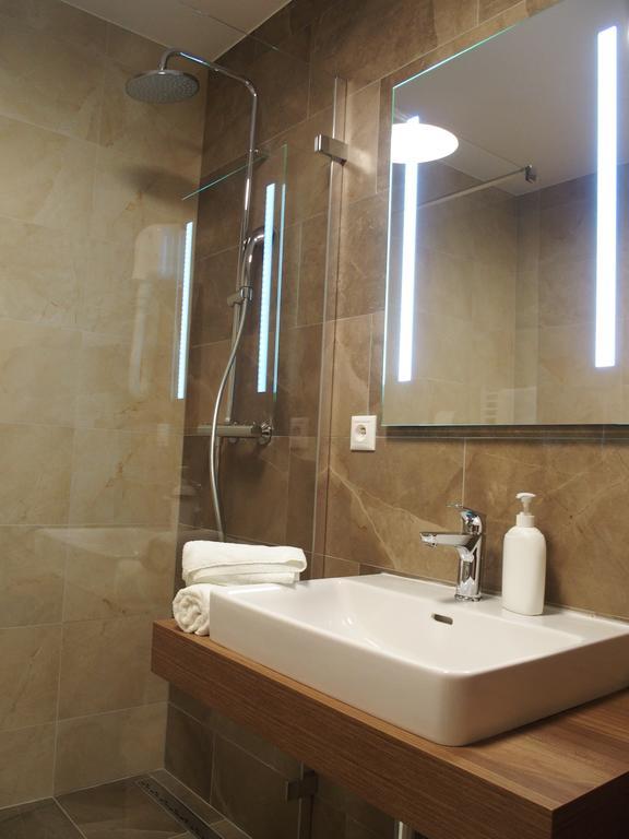 Hotel Victoria Мартін Екстер'єр фото